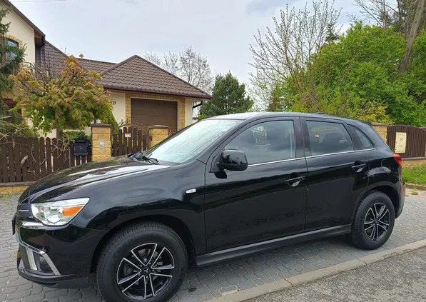 samochody osobowe Mitsubishi ASX cena 69900 przebieg: 99300, rok produkcji 2019 z Połaniec